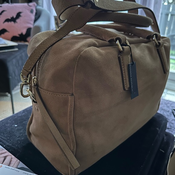 Banana Republic leather bag - Picture 2 of 2